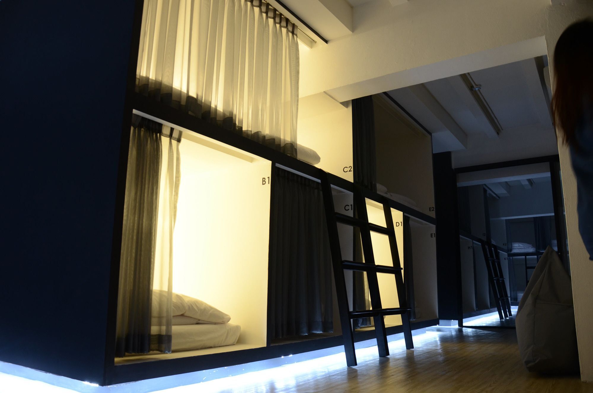 3 Howw Hostel At Sukhumvit 21 Bangkok Kültér fotó