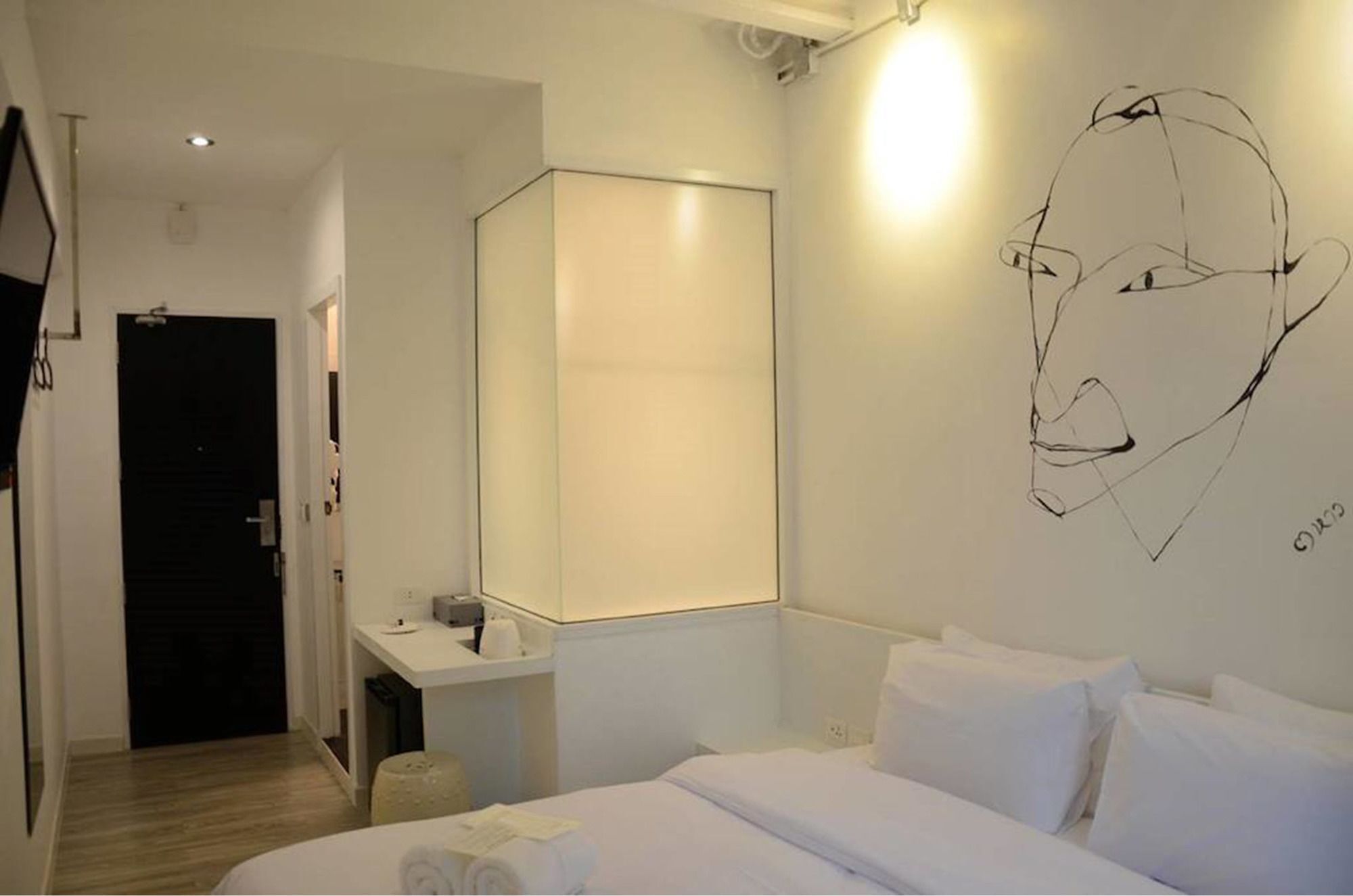 3 Howw Hostel At Sukhumvit 21 Bangkok Kültér fotó