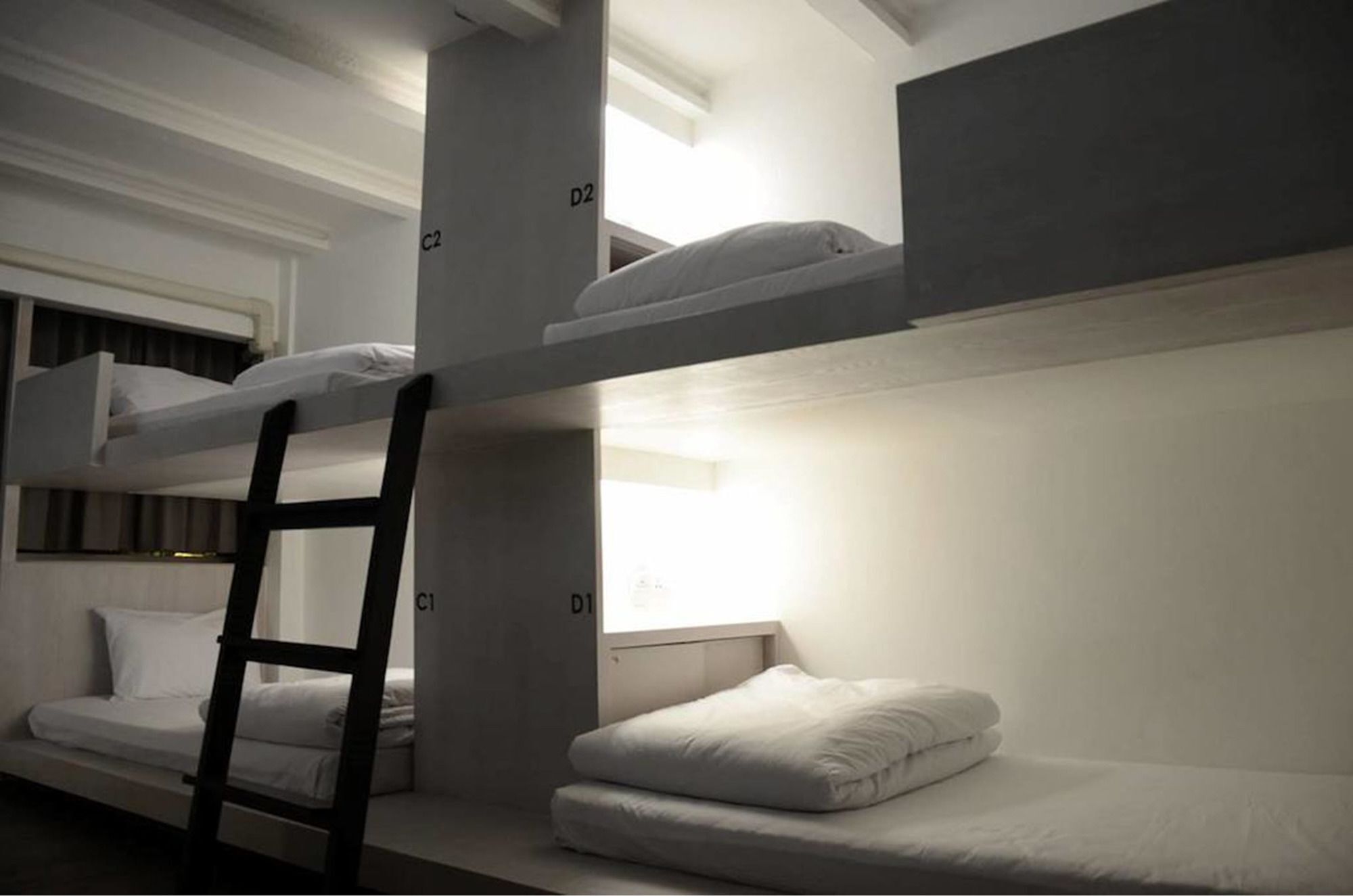 3 Howw Hostel At Sukhumvit 21 Bangkok Kültér fotó